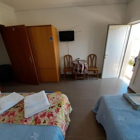 Alojamento Rita Mertola Bagian luar foto